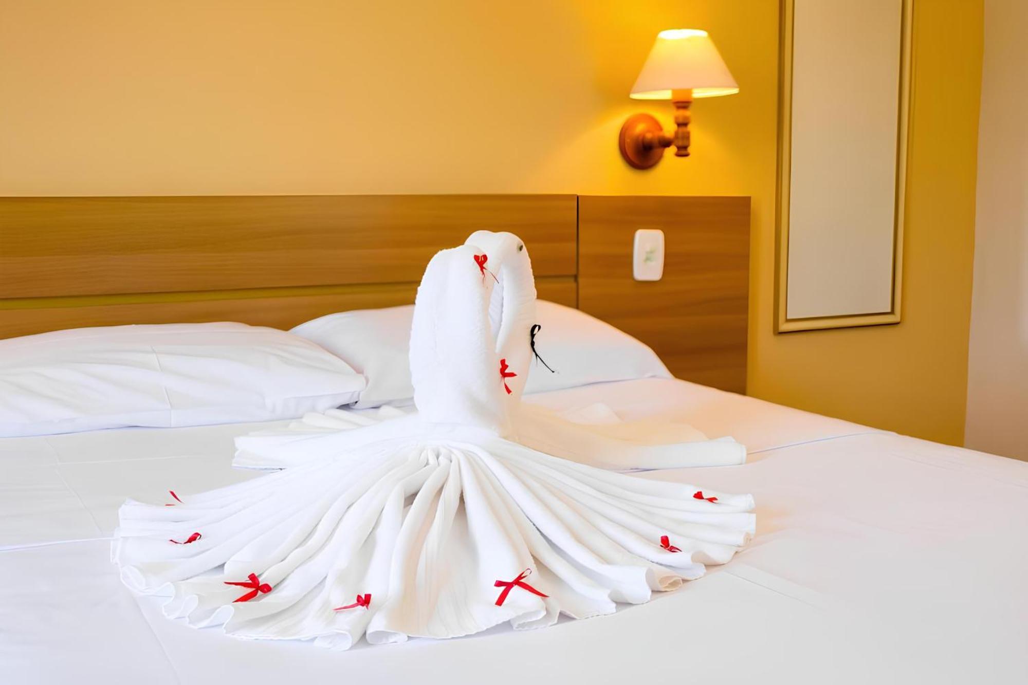 Hotel Ponta Das Toninhas Ubatuba Kültér fotó