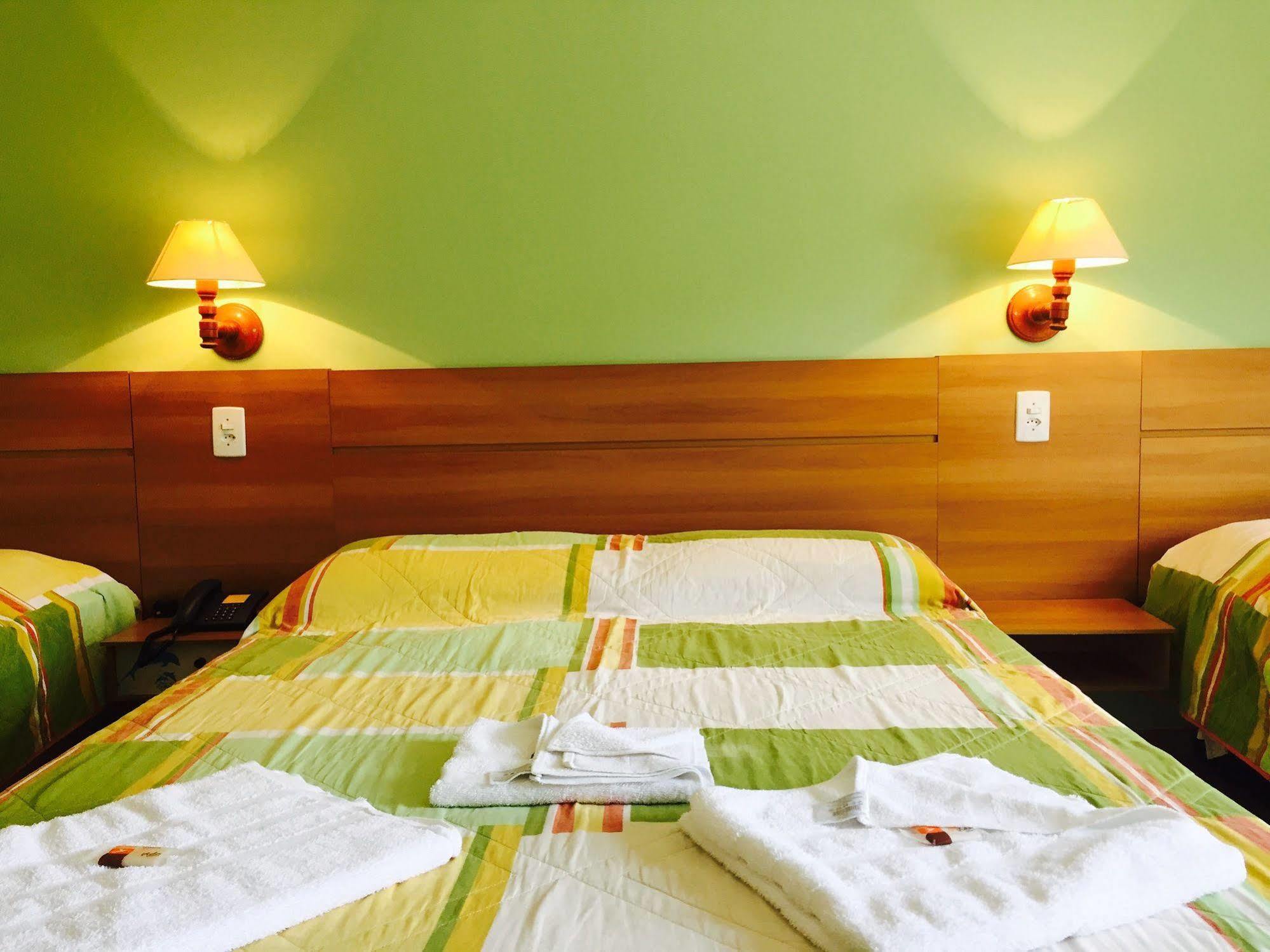 Hotel Ponta Das Toninhas Ubatuba Kültér fotó